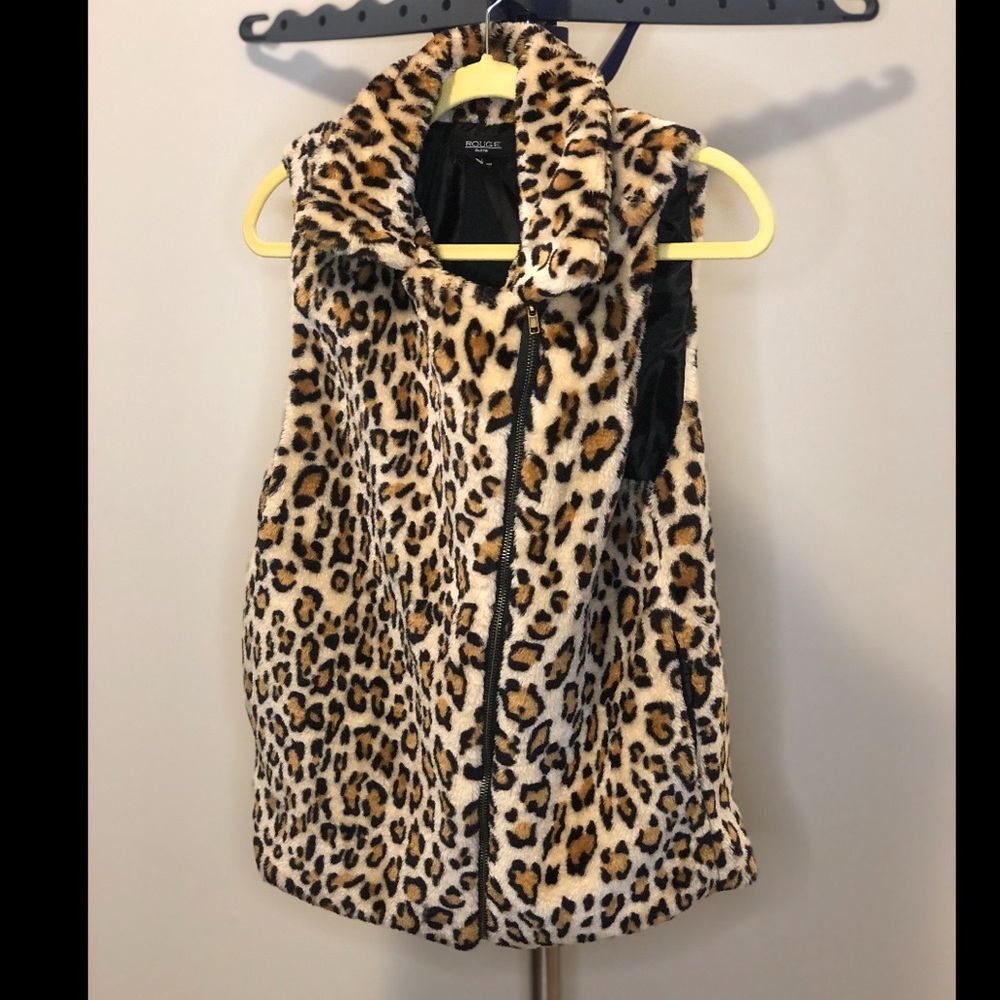 Fur vest